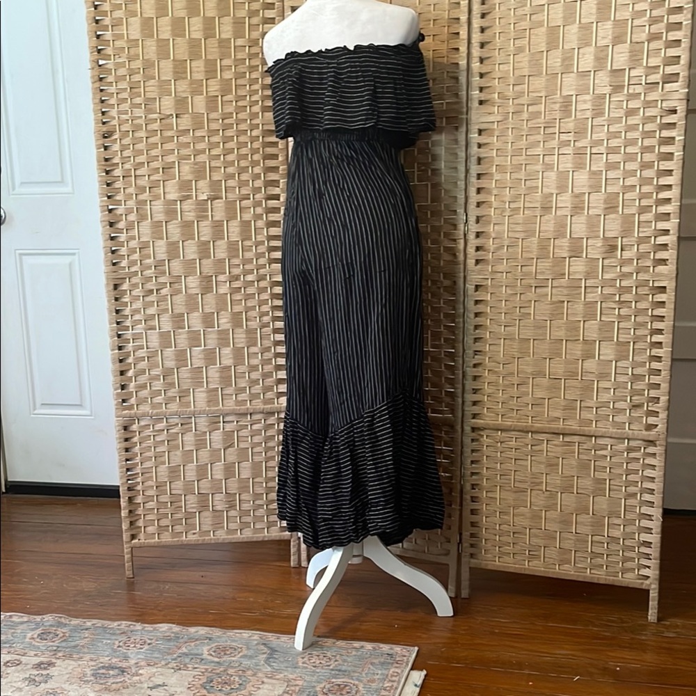 American Eagle Outfitters Black Off-Shoulder Jumpsuit